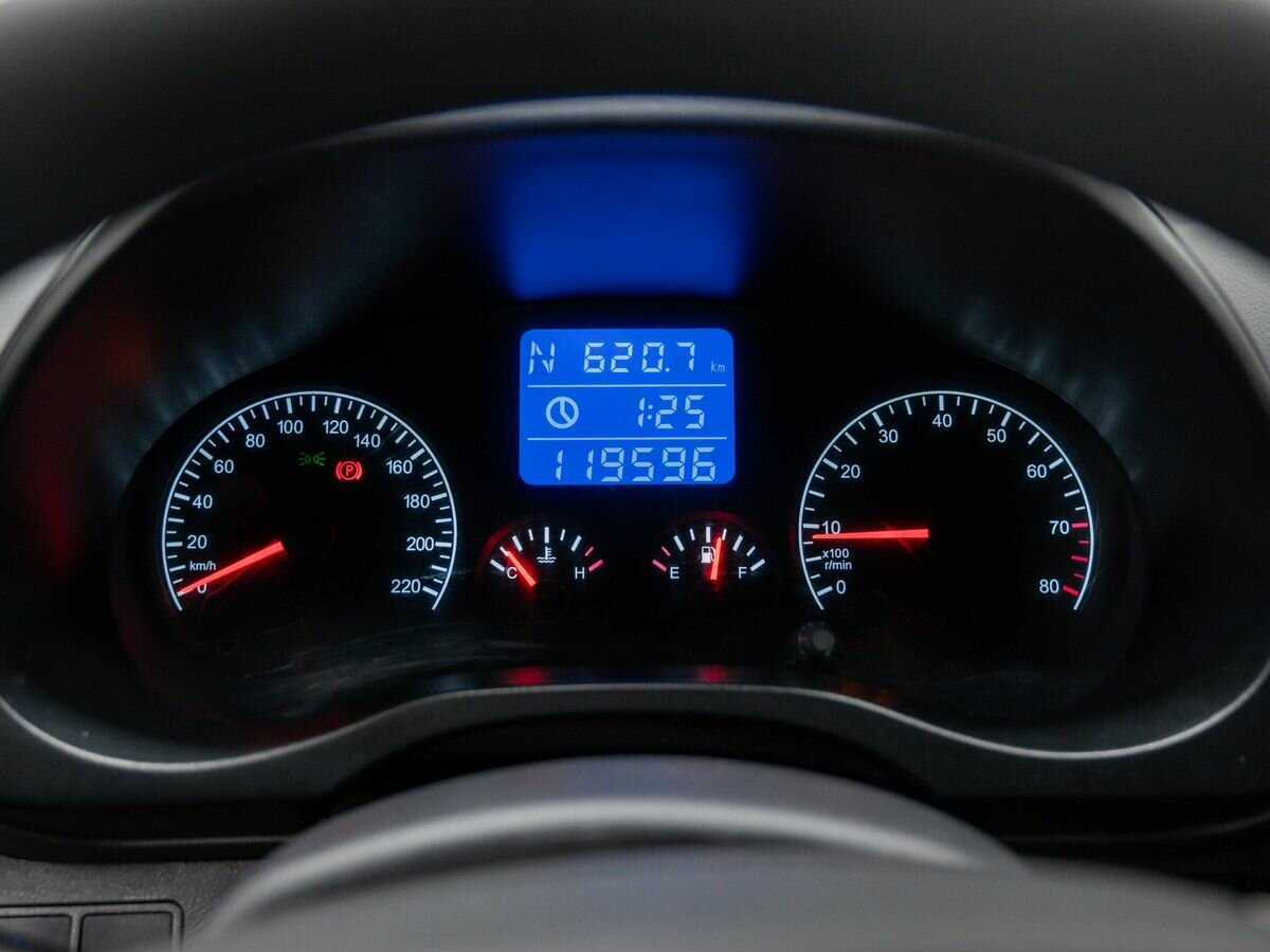 Chery Tiggo (T11) с пробегом — 2015 год. Фото: #20