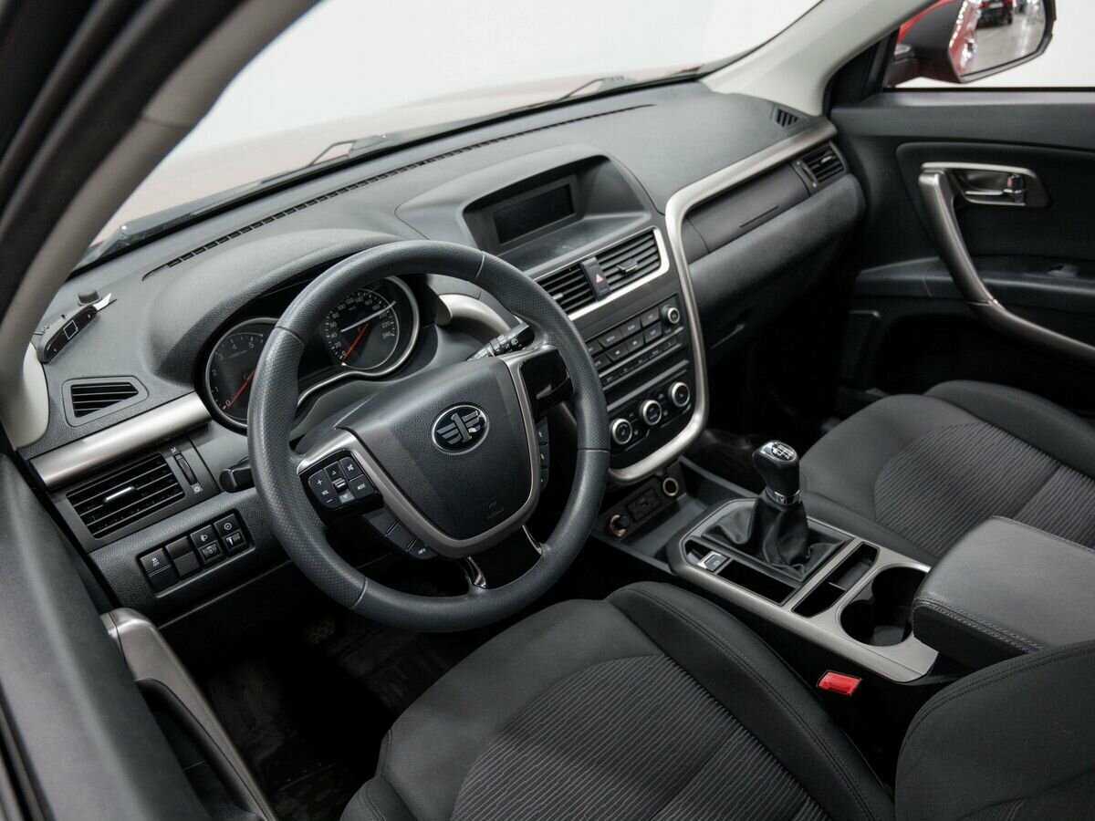 FAW Besturn X80 с пробегом — 2018 год. Фото: #12