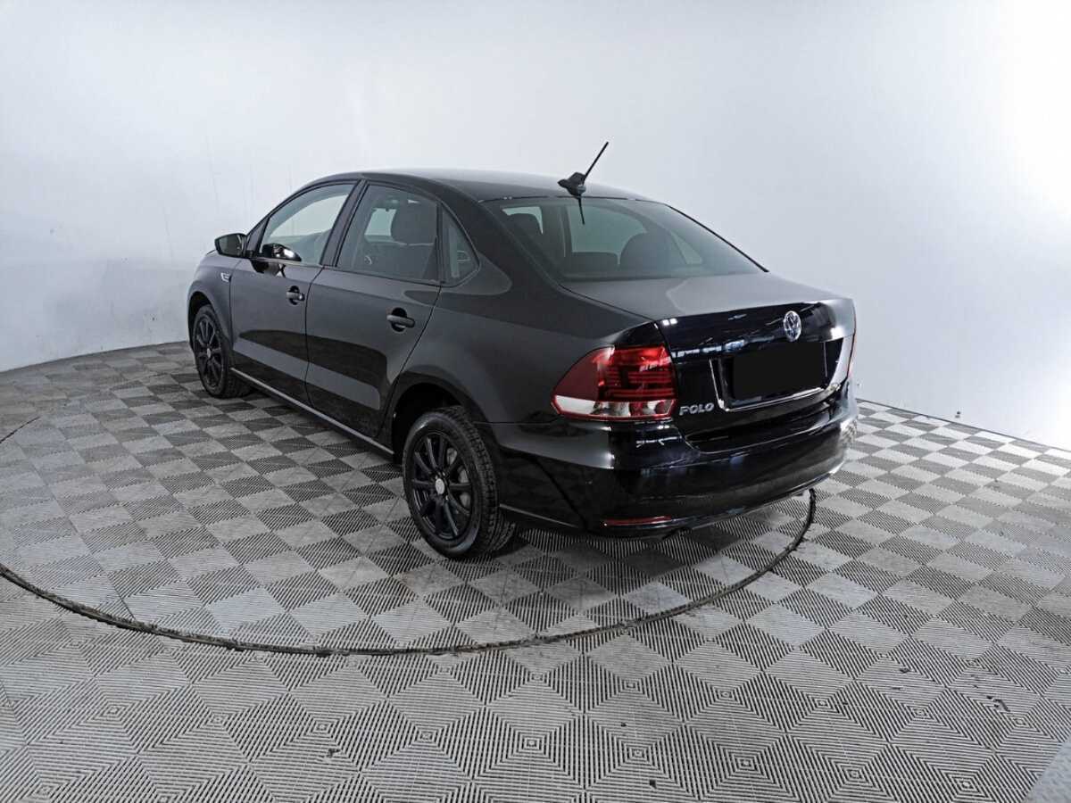 Volkswagen Polo с пробегом — 2018 год. Фото: #6