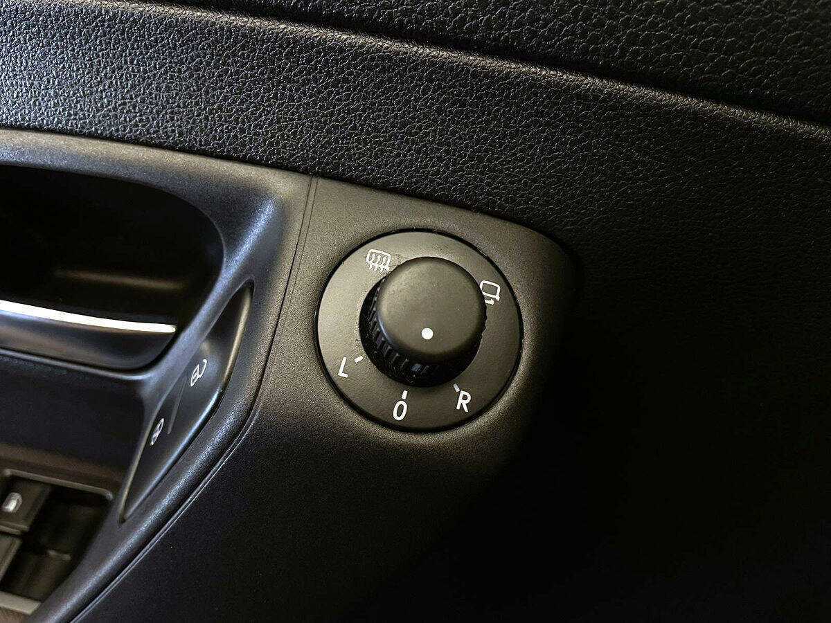 Volkswagen Polo с пробегом — 2018 год. Фото: #12