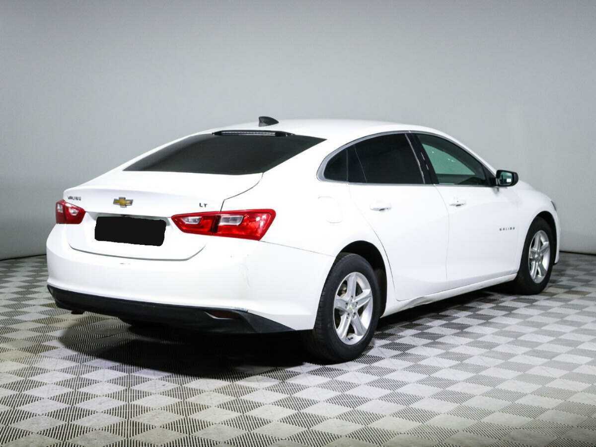 Chevrolet Malibu с пробегом — 2019 год. Фото: #4