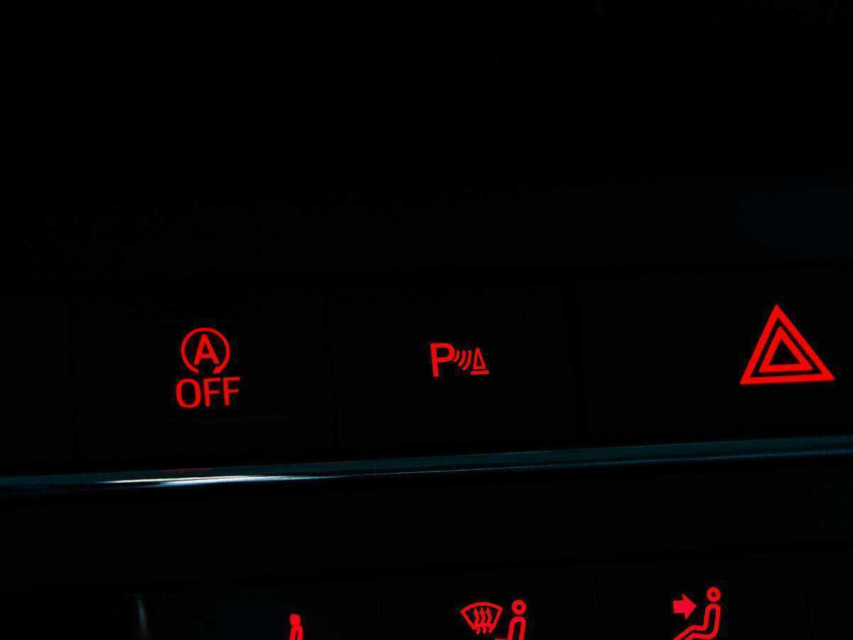 SEAT Leon с пробегом — 2013 год. Фото: #18