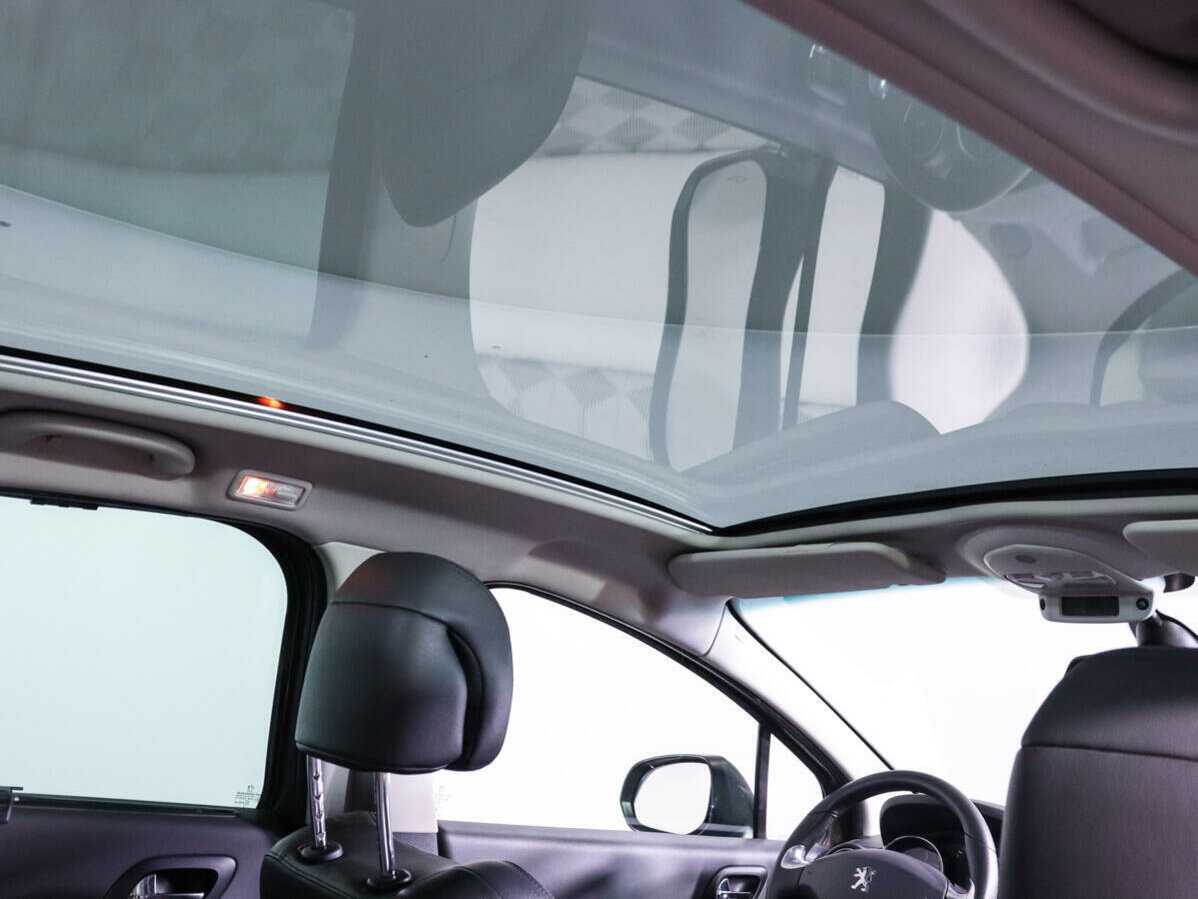 Peugeot 3008 с пробегом — 2013 год. Фото: #19