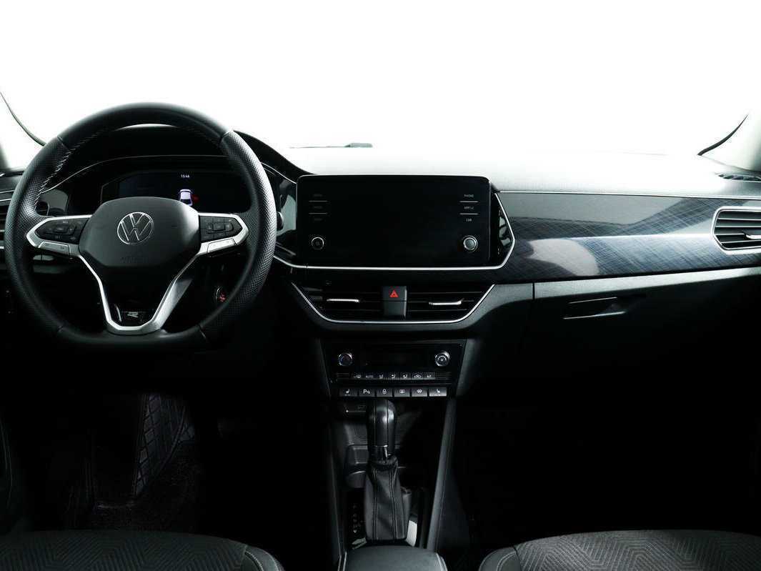 Volkswagen Polo с пробегом — 2020 год. Фото: #10