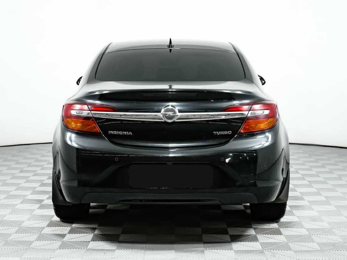 Opel Insignia с пробегом — 2014 год. Фото: #4
