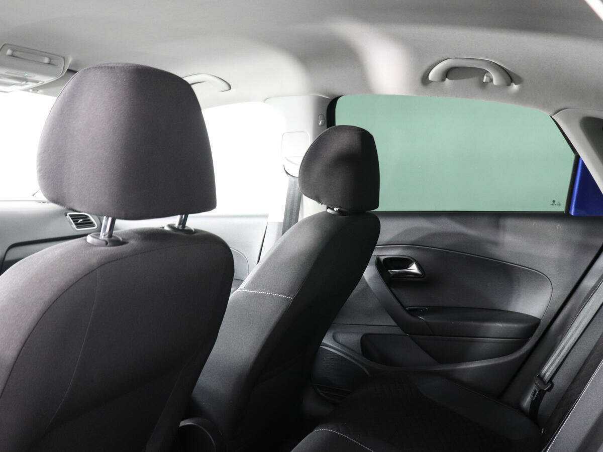 Volkswagen Polo с пробегом — 2018 год. Фото: #11