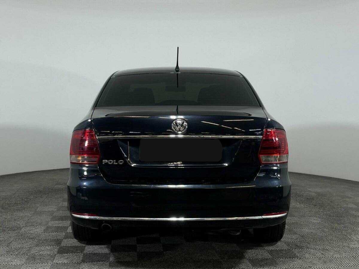 Volkswagen Polo с пробегом — 2016 год. Фото: #5