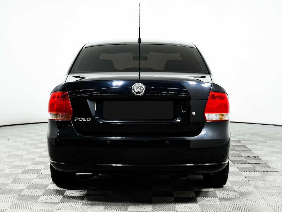 Volkswagen Polo с пробегом — 2012 год. Фото: #5