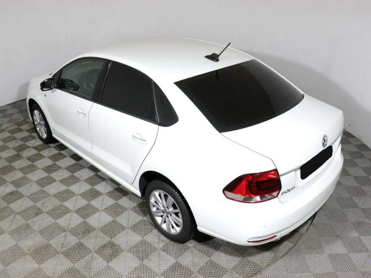 Volkswagen Polo с пробегом — 2017 год. Фото: #19