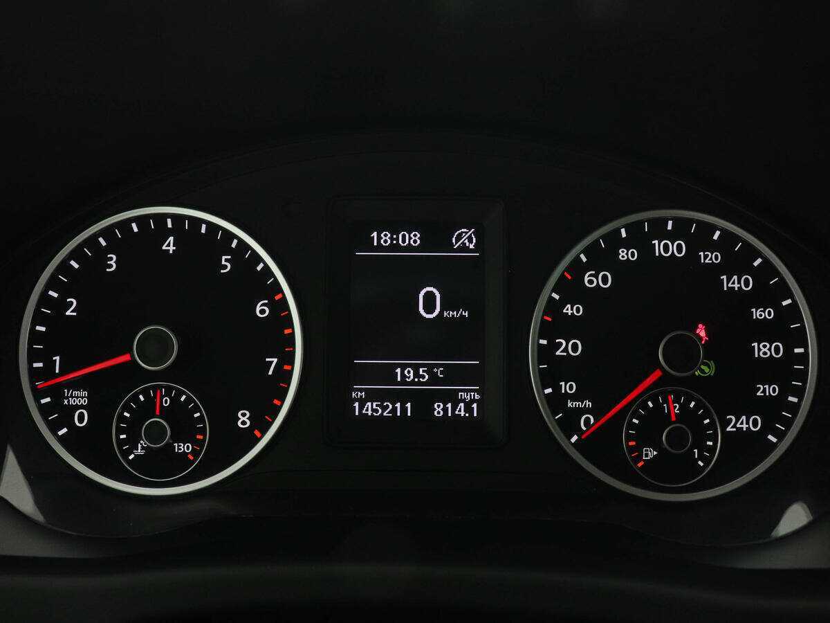 Volkswagen Tiguan с пробегом — 2016 год. Фото: #10