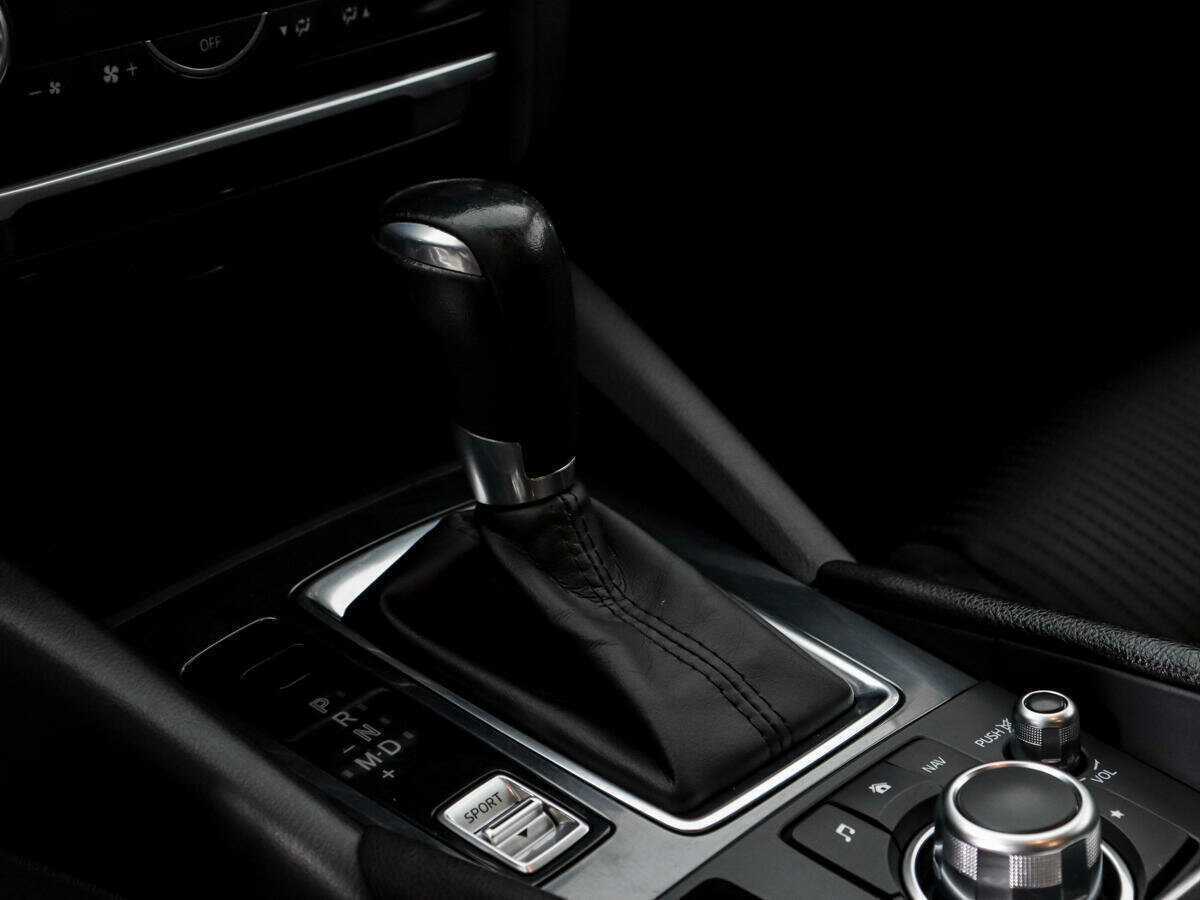 Mazda 6 с пробегом — 2017 год. Фото: #14