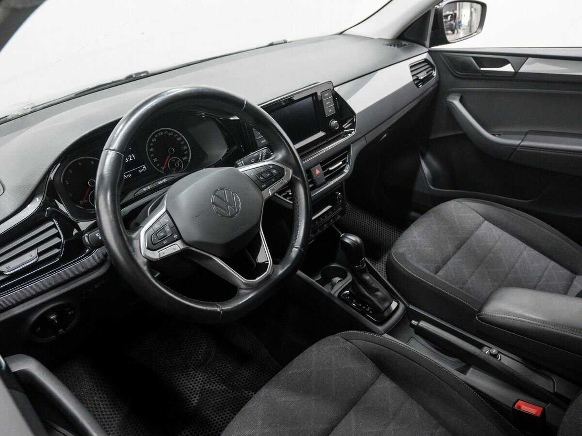 Volkswagen Polo с пробегом — 2021 год. Фото: #13