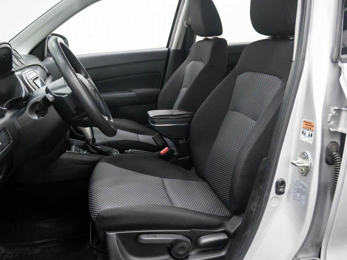 Suzuki Vitara с пробегом — 2020 год. Фото: #13