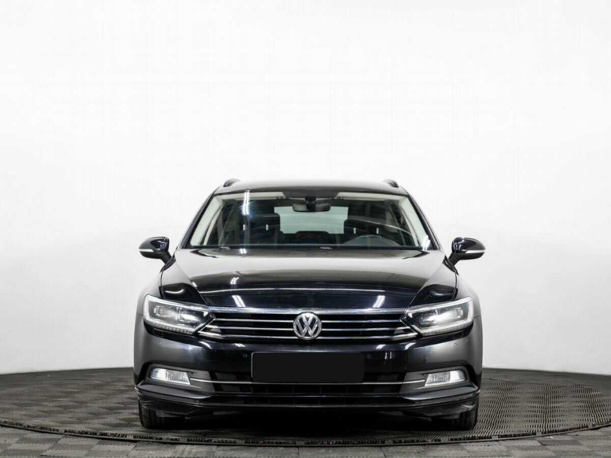 Volkswagen Passat с пробегом — 2018 год. Фото: #1