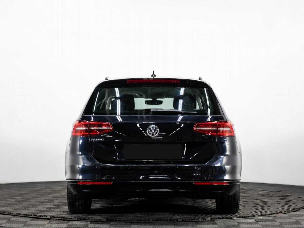 Volkswagen Passat с пробегом — 2018 год. Фото: #4