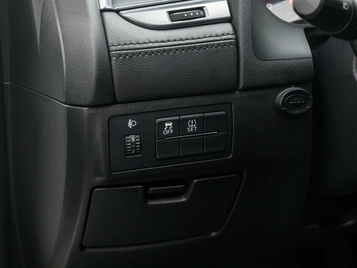 Mazda 6 с пробегом — 2015 год. Фото: #14