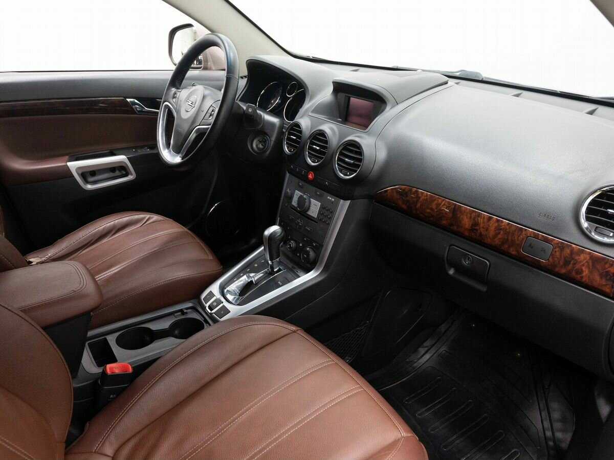Opel Antara с пробегом — 2014 год. Фото: #12