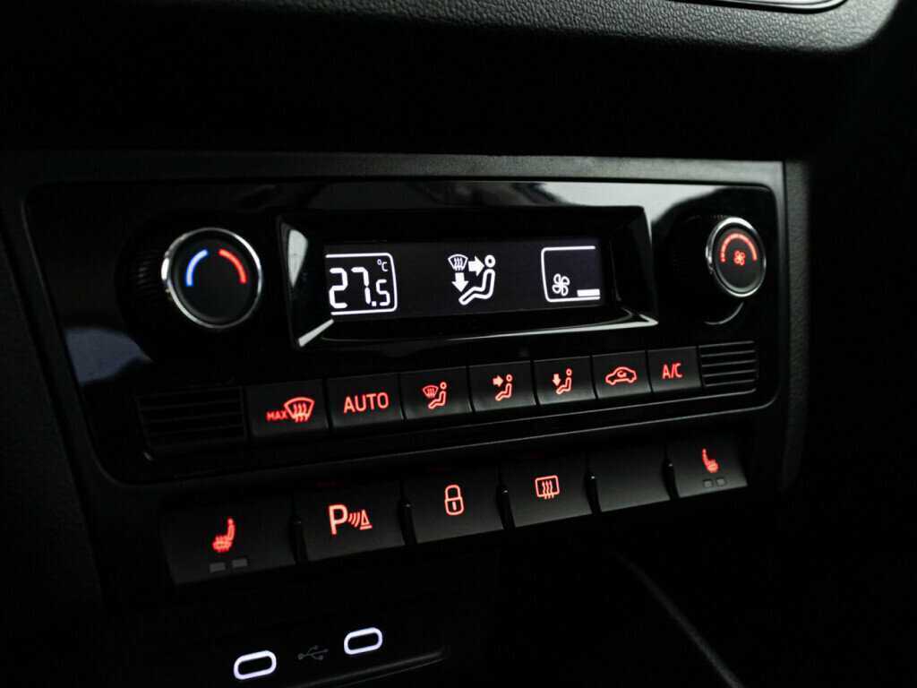 Volkswagen Polo с пробегом — 2020 год. Фото: #14