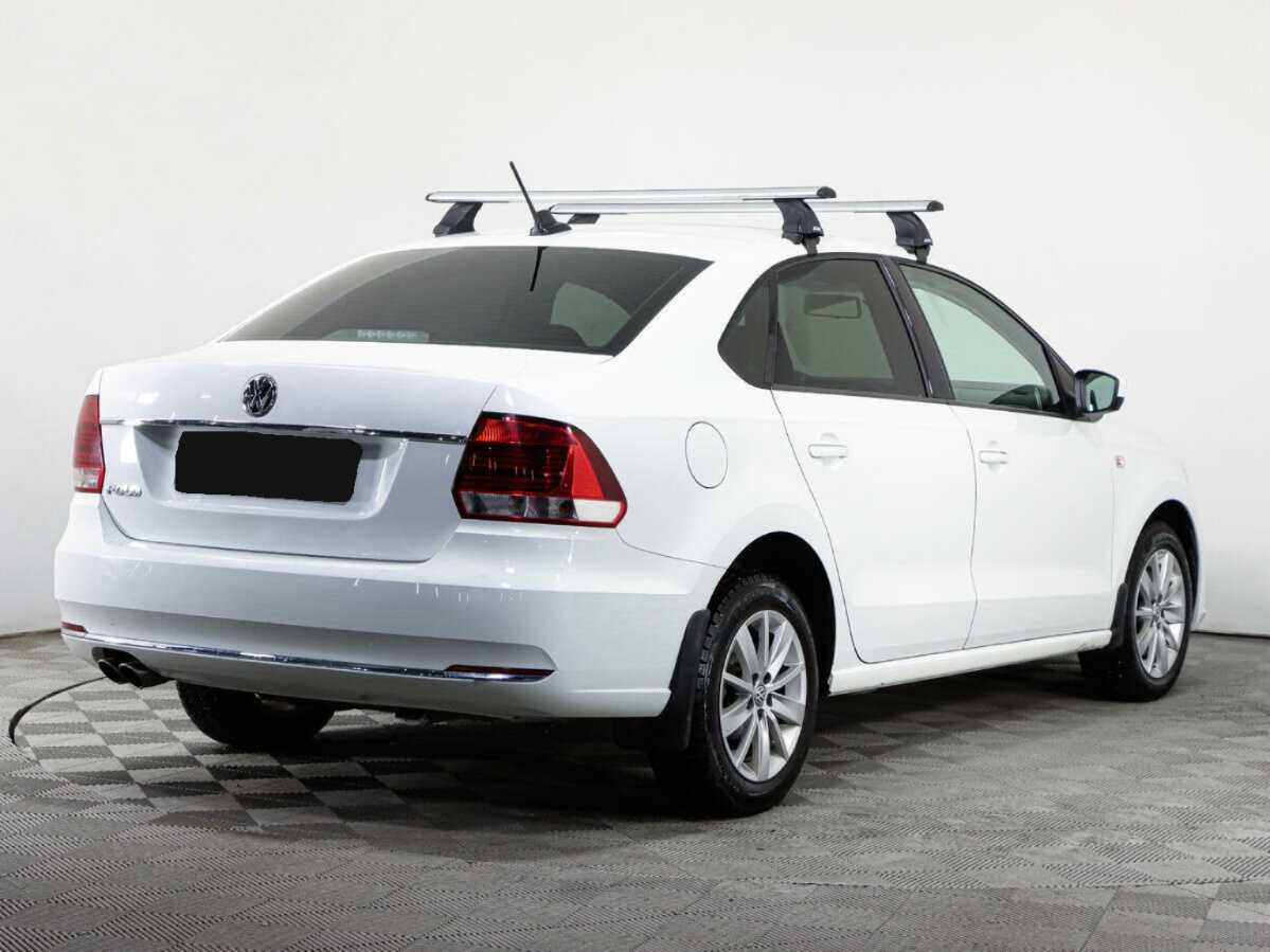 Volkswagen Polo с пробегом — 2017 год. Фото: #4