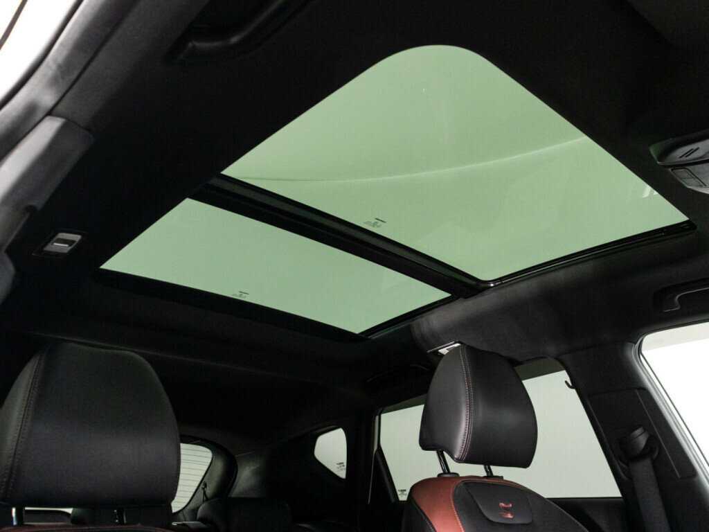 Geely Coolray с пробегом — 2021 год. Фото: #17