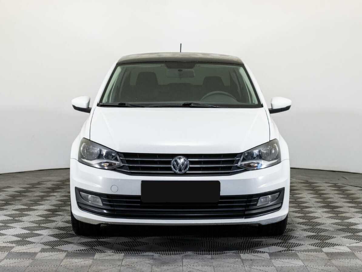 Volkswagen Polo с пробегом — 2016 год. Фото: #1