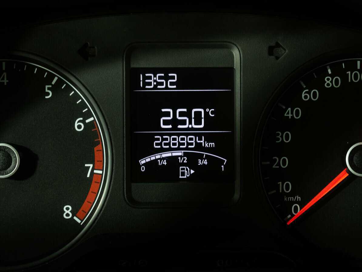 Volkswagen Polo с пробегом — 2016 год. Фото: #13