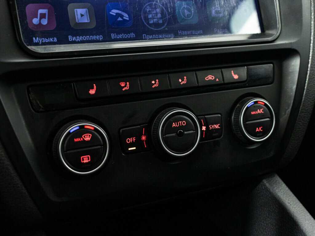 Volkswagen Jetta с пробегом — 2017 год. Фото: #16