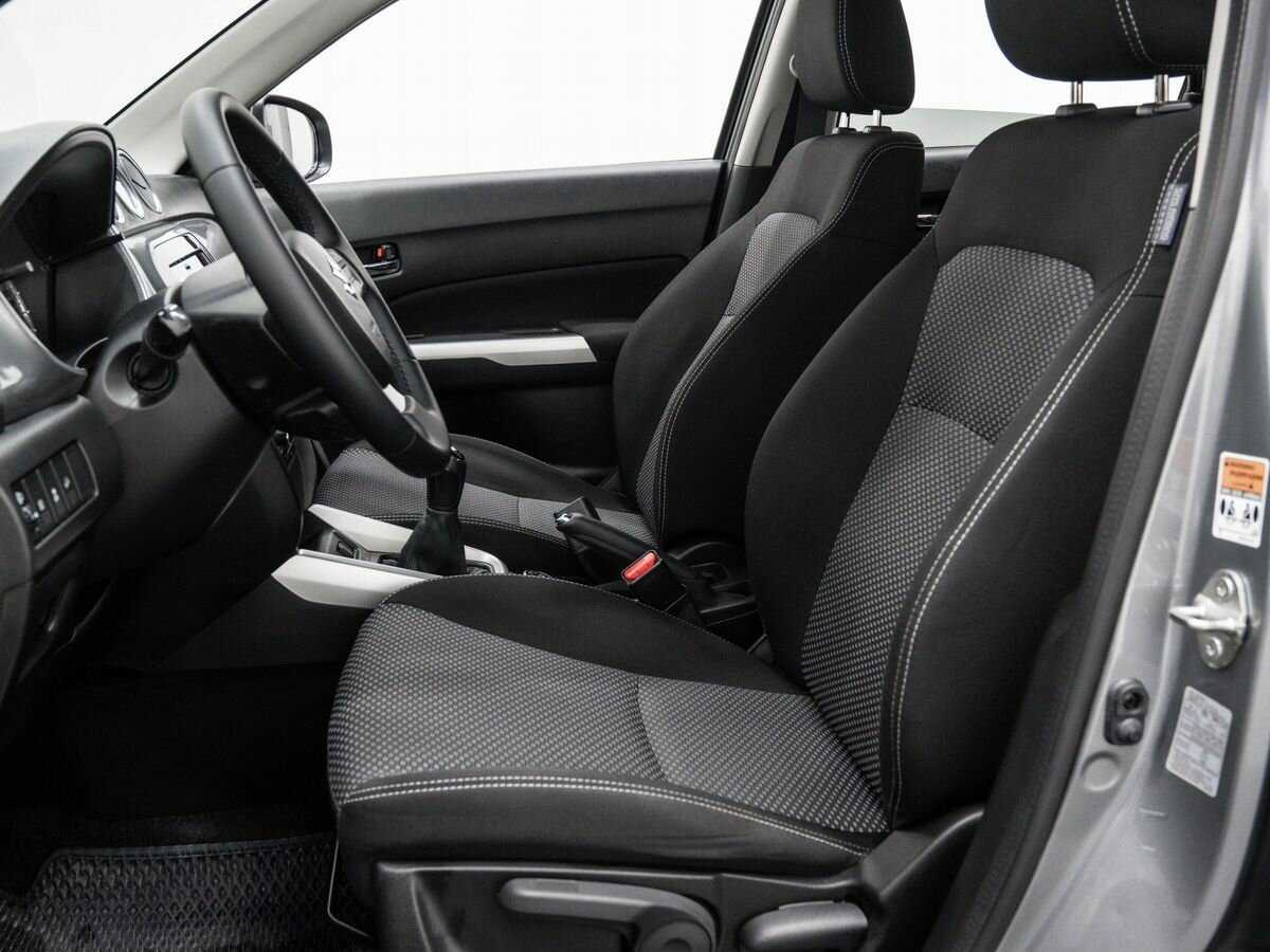 Suzuki Vitara с пробегом — 2015 год. Фото: #14