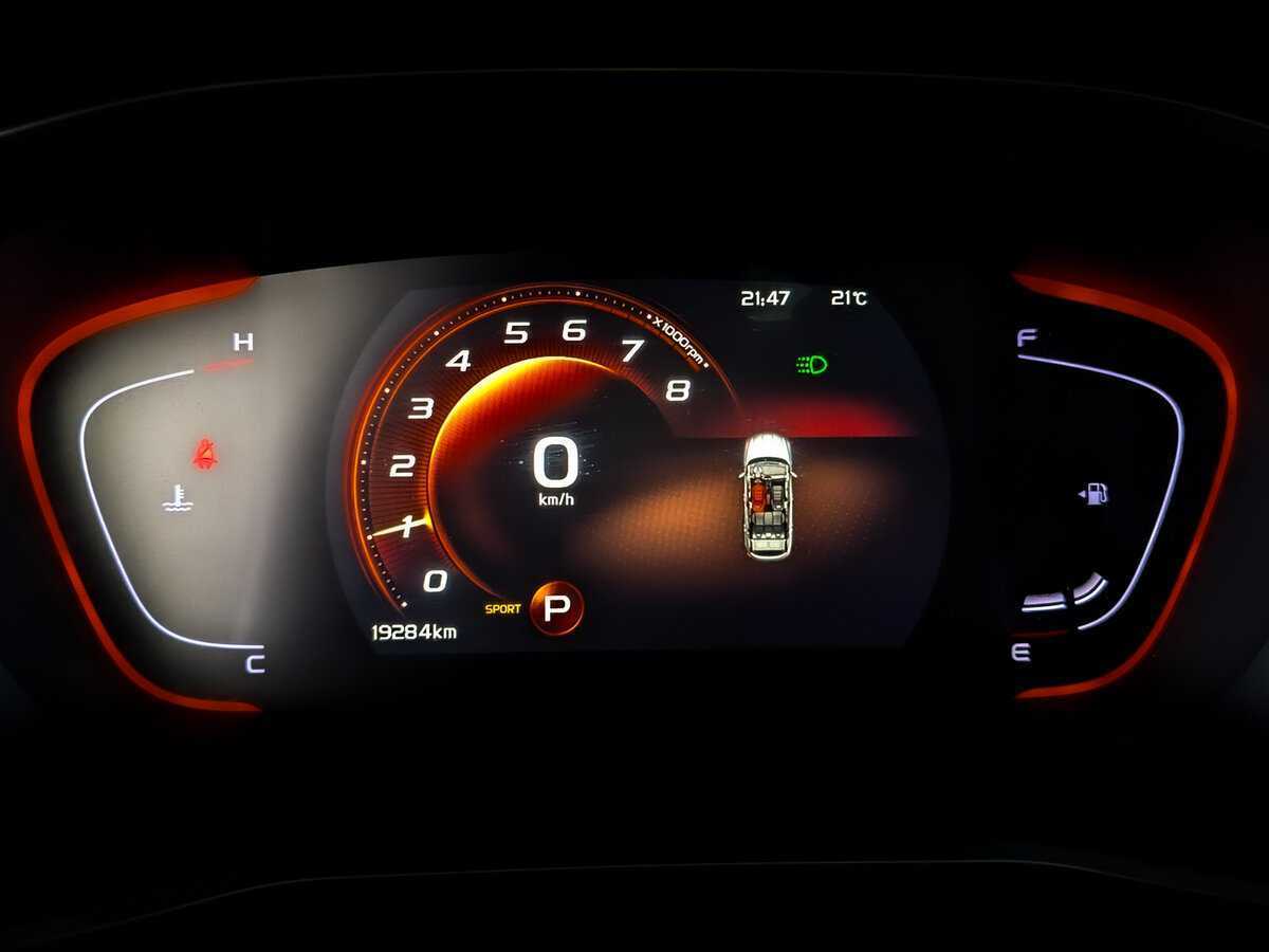 Geely Coolray с пробегом — 2020 год. Фото: #12