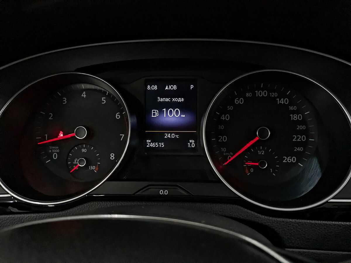 Volkswagen Passat с пробегом — 2015 год. Фото: #15