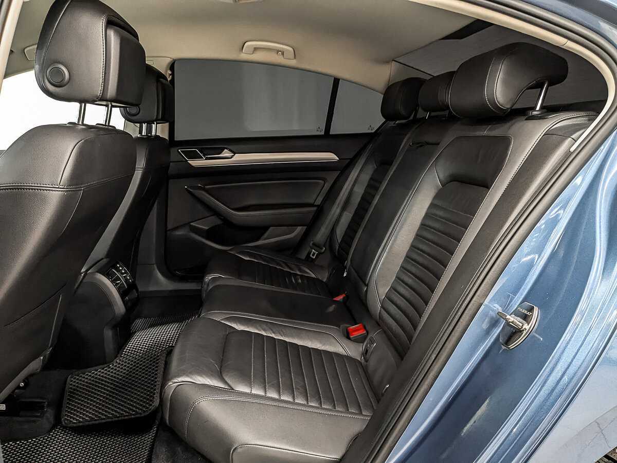 Volkswagen Passat с пробегом — 2015 год. Фото: #17