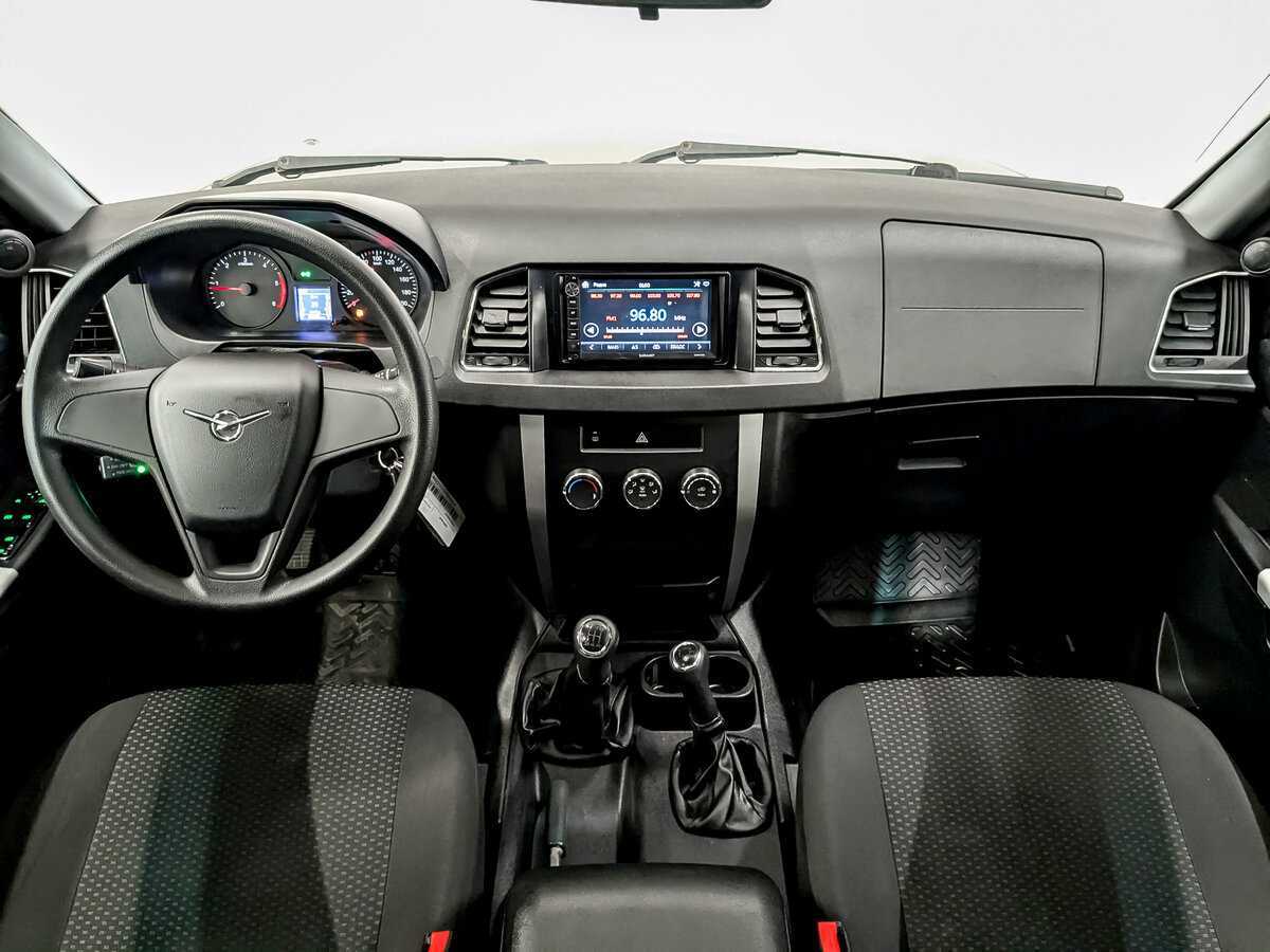 УАЗ Patriot с пробегом — 2018 год. Фото: #13