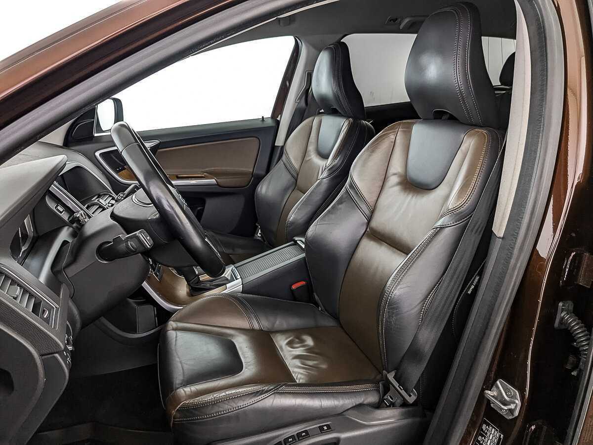 Volvo XC60 с пробегом — 2014 год. Фото: #19