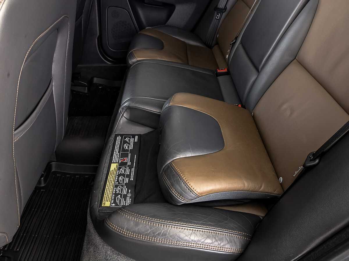 Volvo XC60 с пробегом — 2014 год. Фото: #27