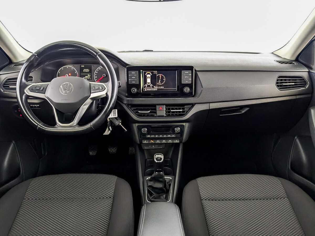 Volkswagen Polo с пробегом — 2021 год. Фото: #13