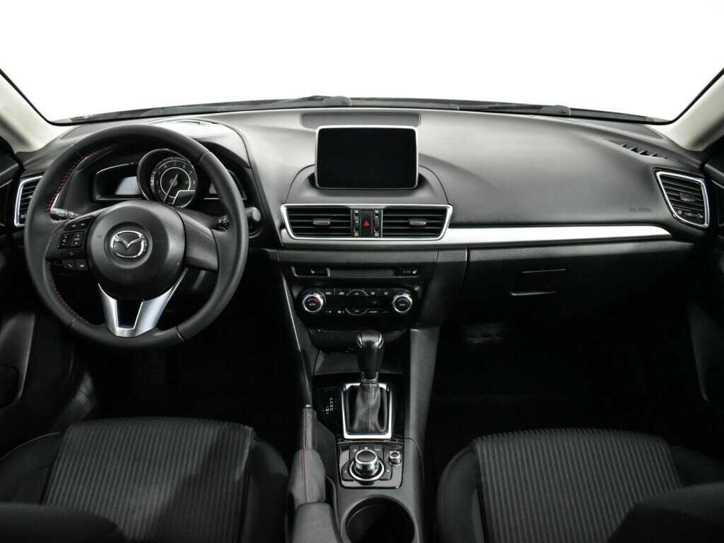 Mazda 3 с пробегом — 2014 год. Фото: #11