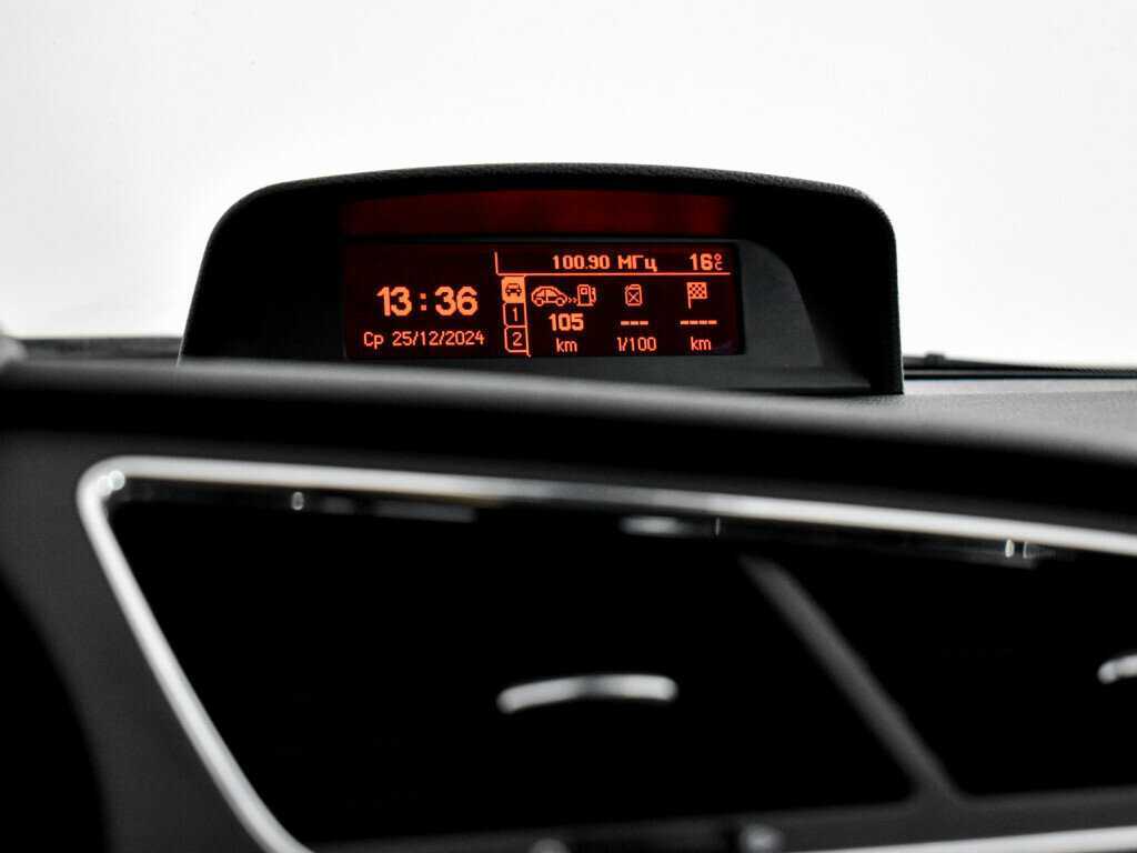 Peugeot 3008 с пробегом — 2014 год. Фото: #14