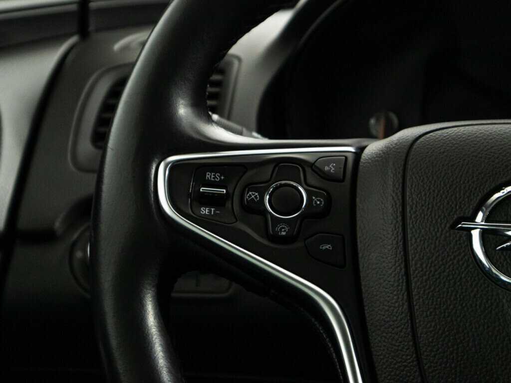 Opel Insignia с пробегом — 2014 год. Фото: #21