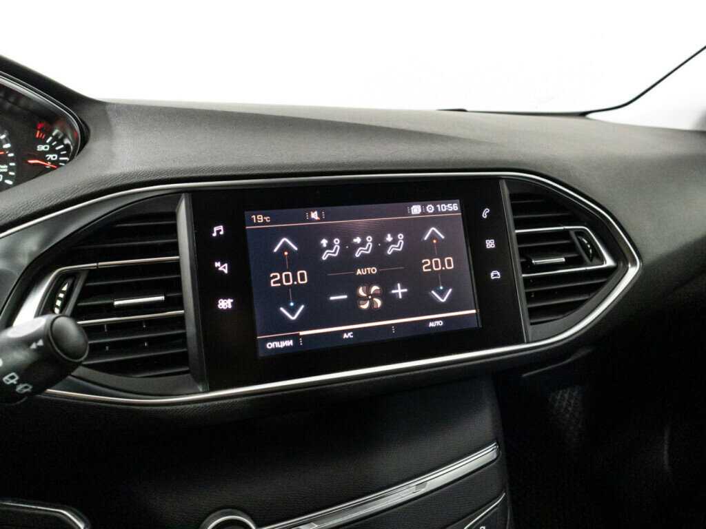 Peugeot 308 с пробегом — 2018 год. Фото: #15