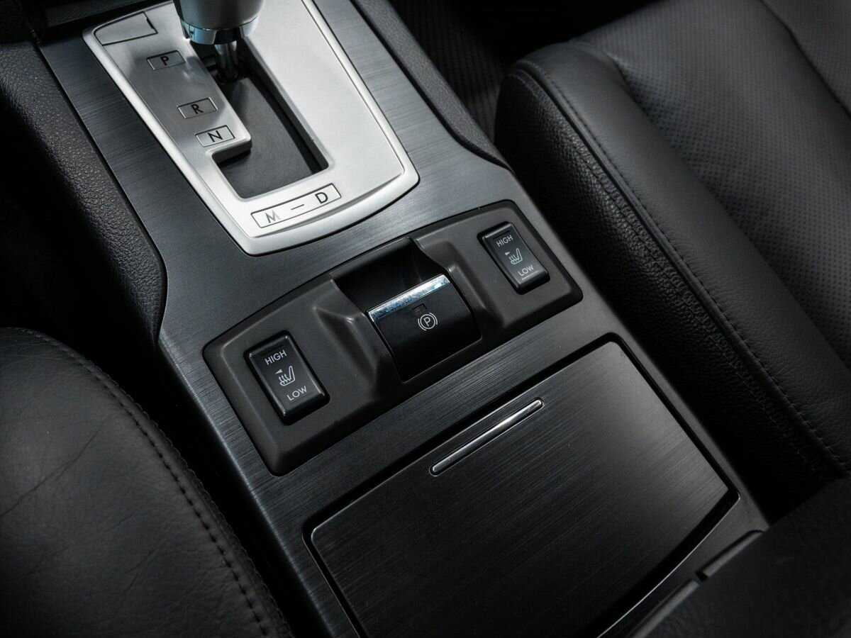 Subaru Outback с пробегом — 2012 год. Фото: #18
