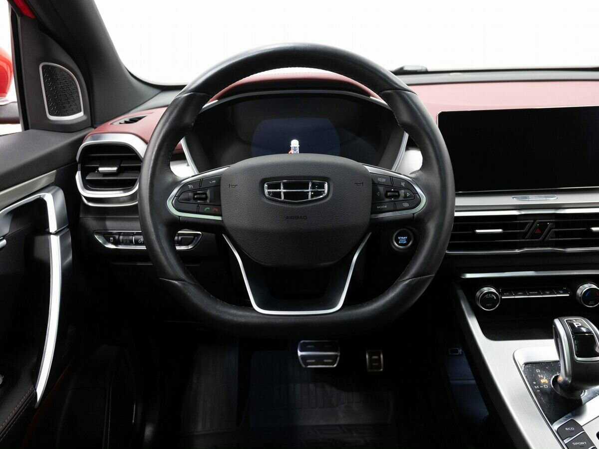 Geely Coolray с пробегом — 2021 год. Фото: #13