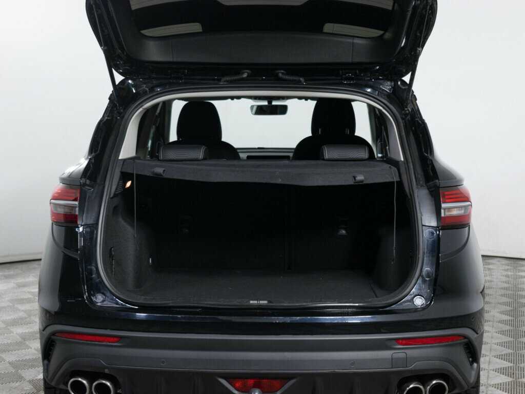 Geely Coolray с пробегом — 2022 год. Фото: #6