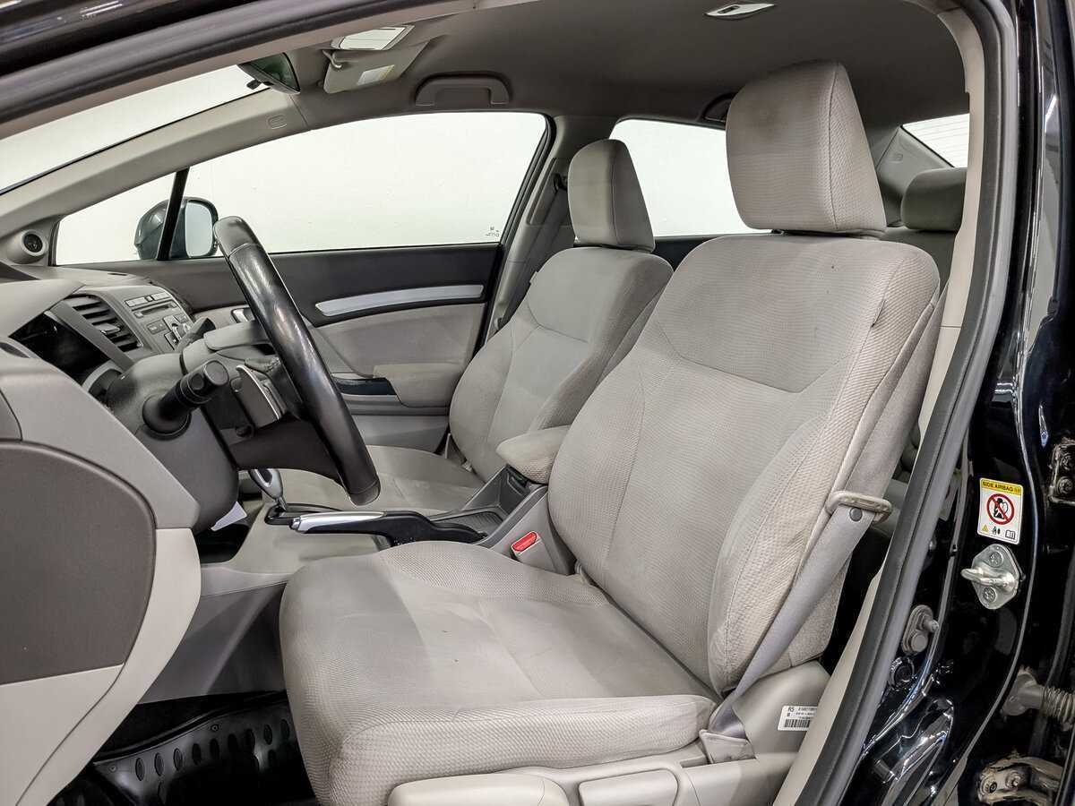 Honda Civic с пробегом — 2012 год. Фото: #17