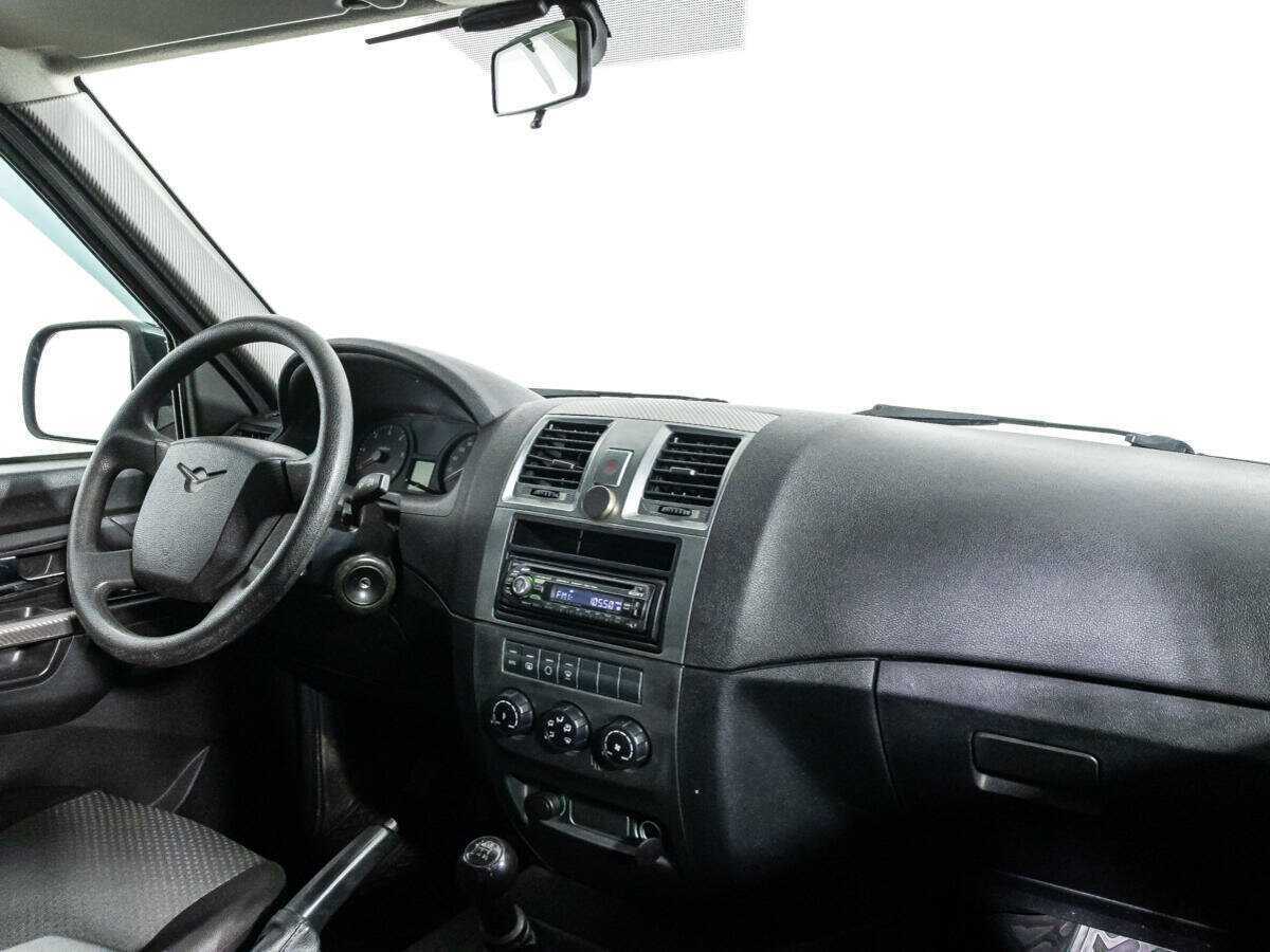 УАЗ Patriot с пробегом — 2016 год. Фото: #8