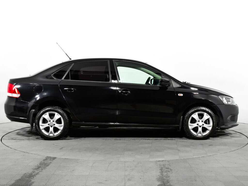 Volkswagen Polo с пробегом — 2012 год. Фото: #3