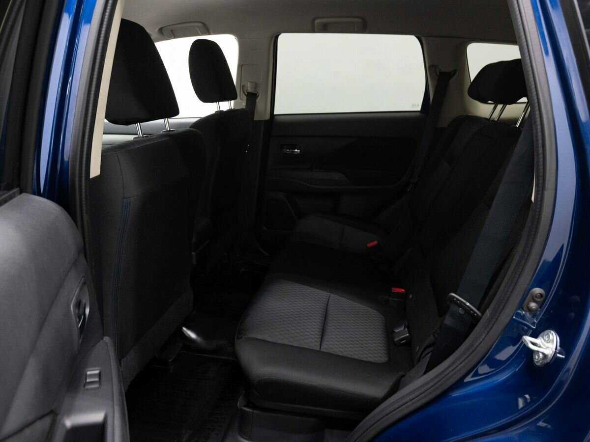 Mitsubishi Outlander с пробегом — 2014 год. Фото: #8