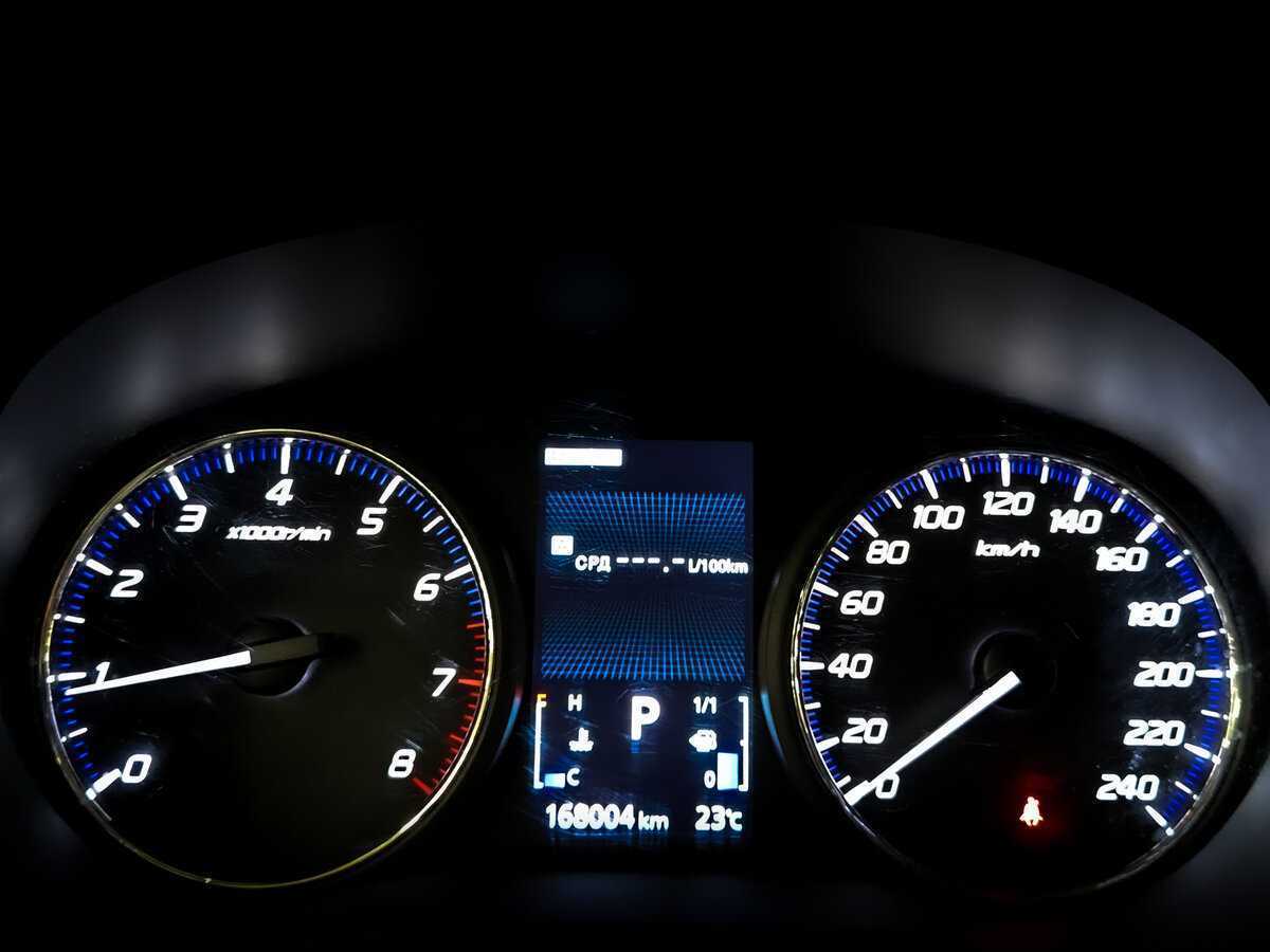 Mitsubishi Outlander с пробегом — 2017 год. Фото: #12