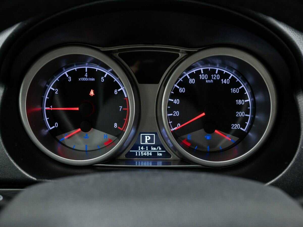 Geely Emgrand X7 с пробегом — 2015 год. Фото: #21