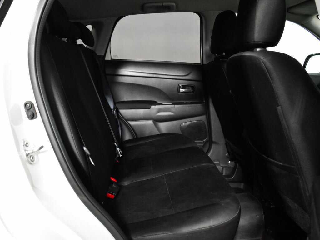 Mitsubishi ASX с пробегом — 2014 год. Фото: #9