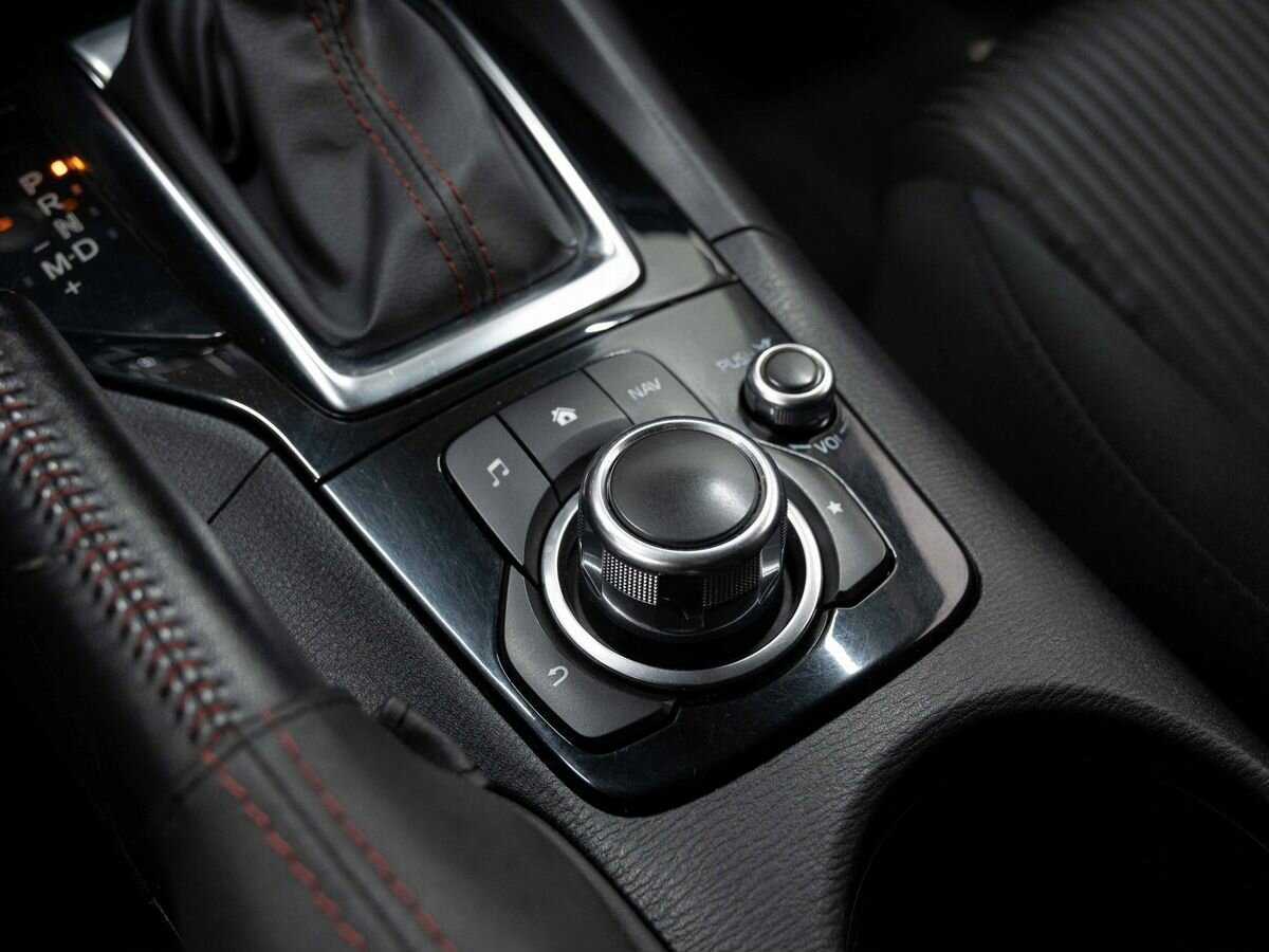 Mazda 3 с пробегом — 2014 год. Фото: #20